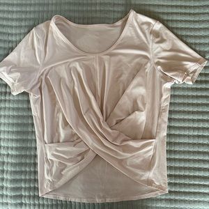 Lululemon short sleeve top in size medium
